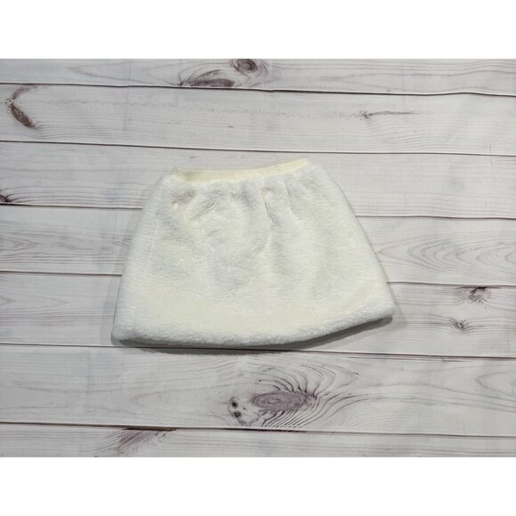 Reversible Kids Beige Faux Fur Mini Skirt Size 5T Fur-to-Satin Holiday Cozy - Picture 1 of 10